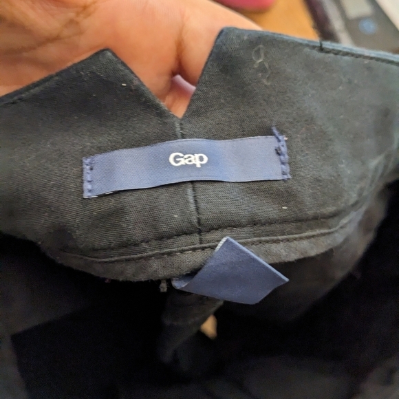 GAP Button Stretch Pencil Skirt - Picture 7 of 10